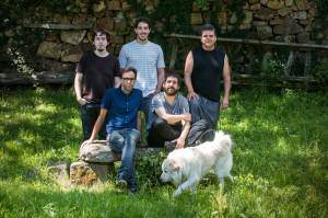 Lou Topet taldearen lan berriko bigarren abestia, entzungai