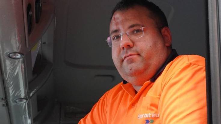 Aitor Zubiaurre: "Arazorik ez badago, kamioiak berak jasotzen ditu edukiontziak"