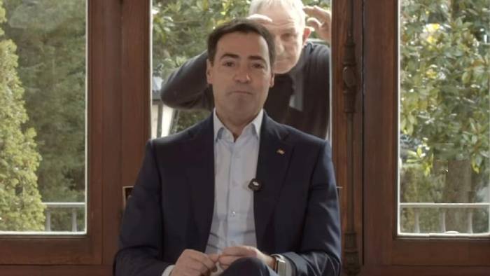 Jose Luis Kortak urte amaierako hitzaldiarekin lagun du Imanol Pradales lehendakaria