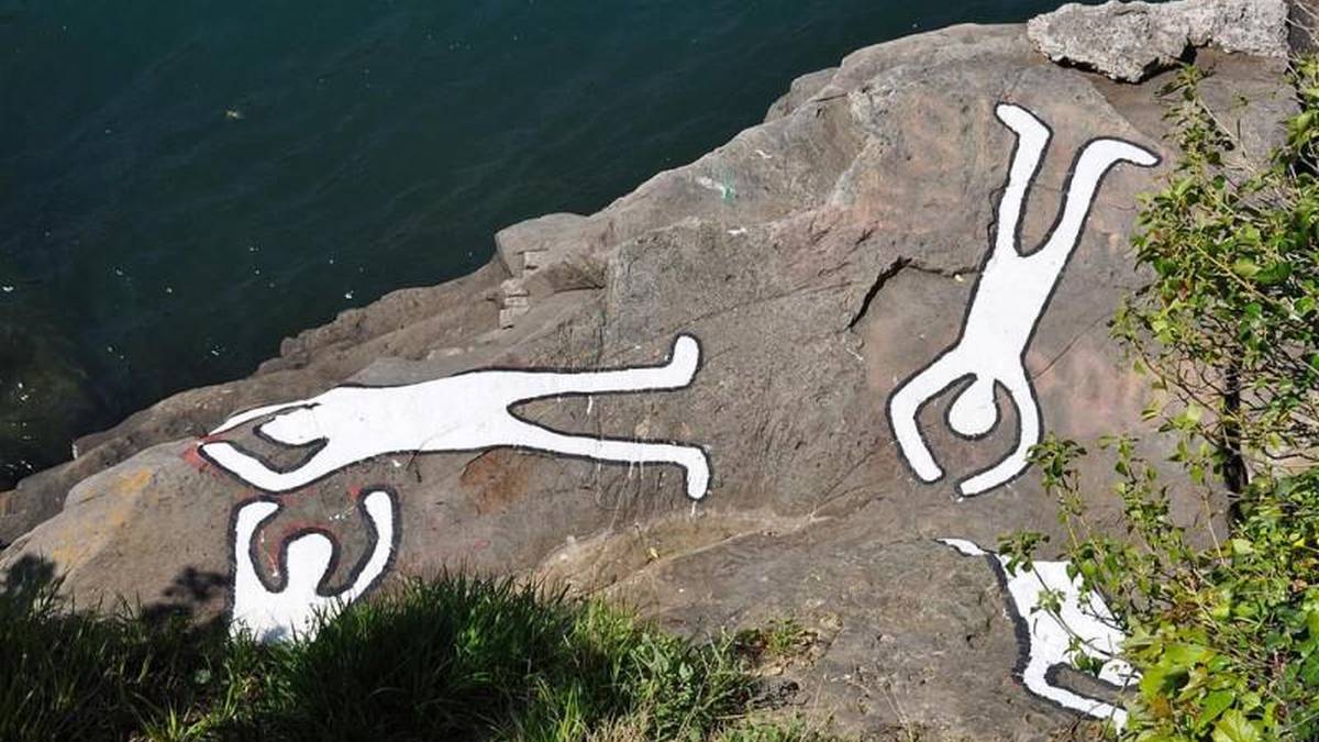 Pasaiako sarraskiaren 42. urtemuga gertu, larunbaterako mahai ingurua antolatu dute