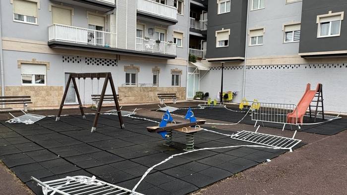 Herriko haur parkeak hondatuta daudela eta berritzea behar dutela salatu du EAJren udal taldeak