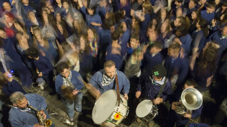 “Saio gutxi izango da hainbeste jende duena begira!”