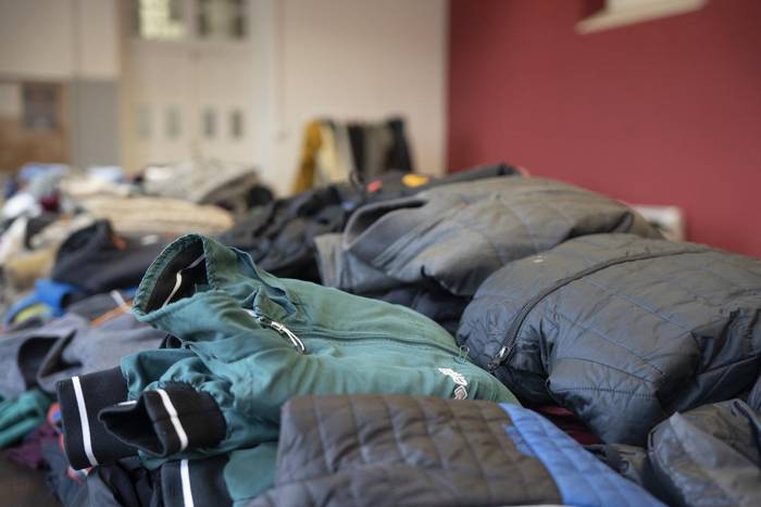 Neguko arropa eta mantak bilduko dituzte larunbatean Etxape Zentro Sozialistan