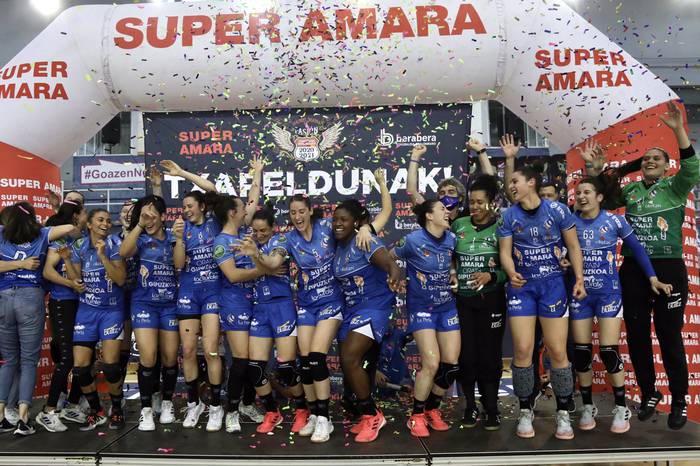 Alba Menendezek Espainiako Liga irabazi du Super Amara Bera Berarekin