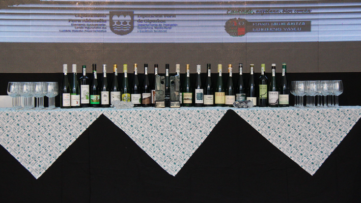 Aurtengo txakolina aurkeztuko dute bihar