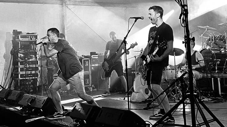 Chien Flic eta Onlifly taldeek kontzertu bana emango dute ostegunean