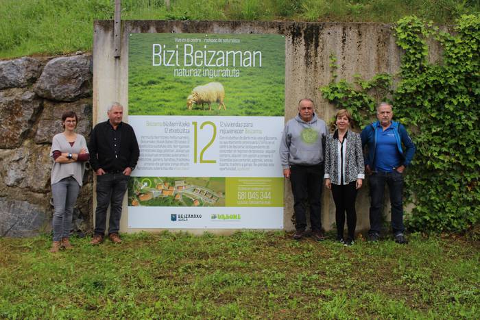 Hamabi Babes Ofizialeko Etxebizitza eraikiko dituzte Beizaman