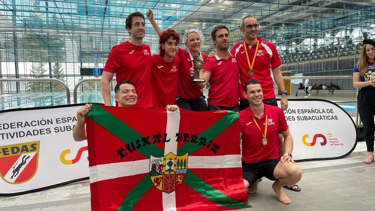 Zilarrezko domina lortu du Eider Gutierrezek Espainiako apnea txapelketan