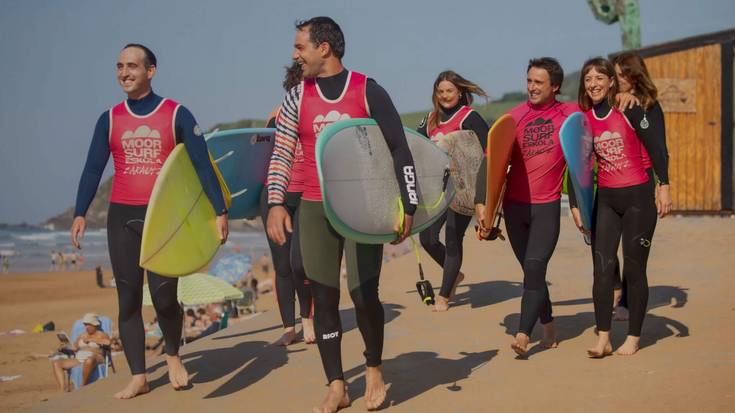 Moor Surf eskolak kirol zerbitzu profesionalen kalitate zigilua lortu du