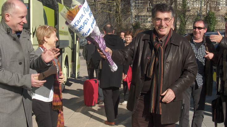 "Joan Mari Torrealdai joan zaigu, baina bere ekarpenek bizirik darraite"