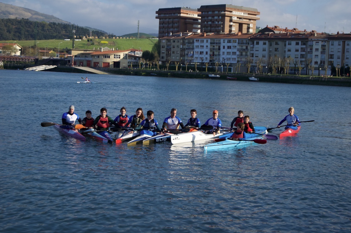 Urak eraman, oroimenak ekarri