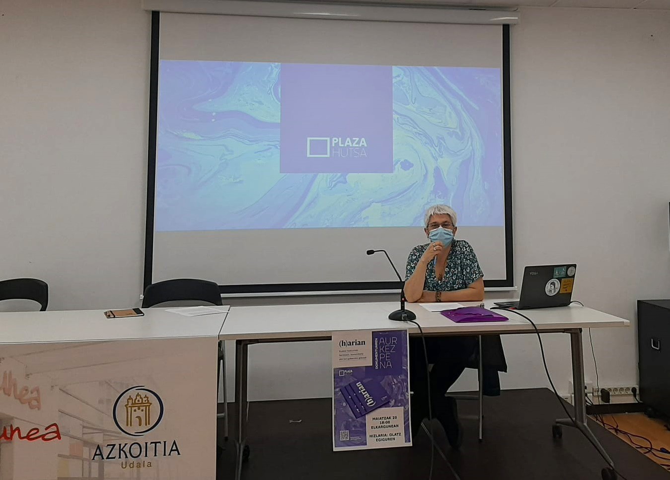 Olatz Egigurenek (H)arian hezkuntza proposamenen txostena aurkeztu du Elkargunean