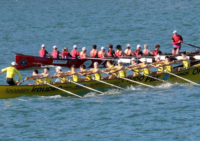 Orioko infantilak izan dira azkarrenak bateletan, eta beteranoak traineru jaitsieran