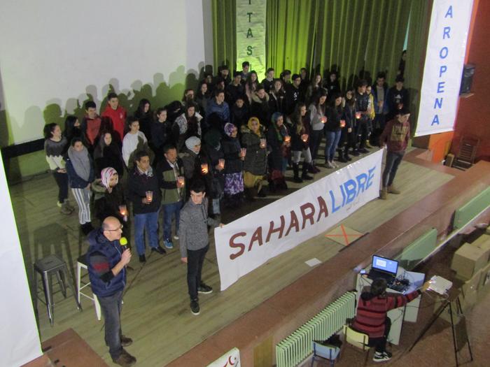 Sahara gogoan, Bakearen Aldeko Eguna ospatu du Maria eta Jose ikastetxeak