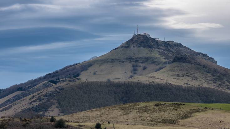 Larrun nahiz Mantxibio mendietara irteera bana antolatu du Indamendik astebururako