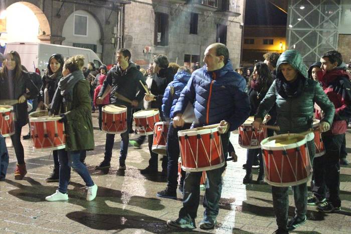 Azpeitiko sansebastianetako helduen azken entsegua, iruditan