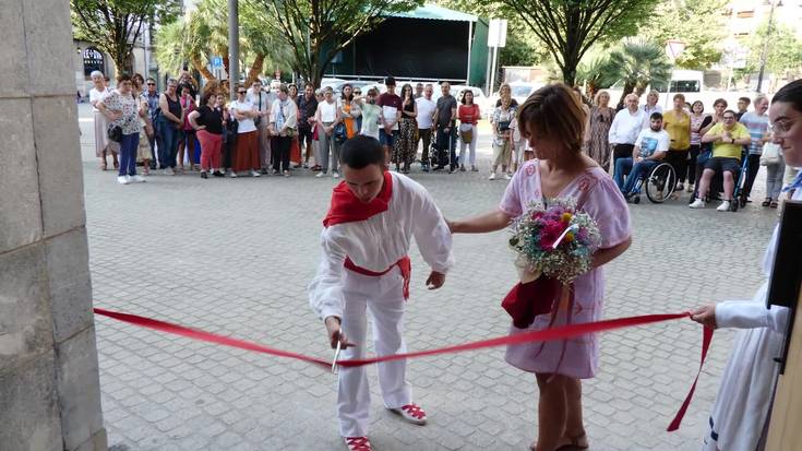 Atzegiren Azpeitiko egoitza berriaren inaugurazioa egin dute