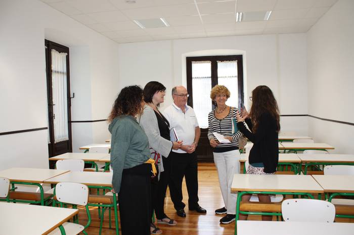 Gaztanenea Formakuntza Zentroko bost gela erabilgarri jarri ditu Azkoitiko Udalak