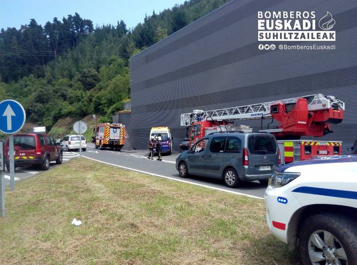 Sute txiki bat izan da Arroabeko Bombas Azkue enpresan