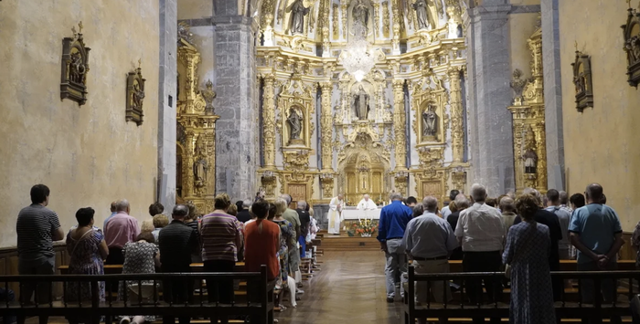 Bihar meza izango da Santa Klara elizan