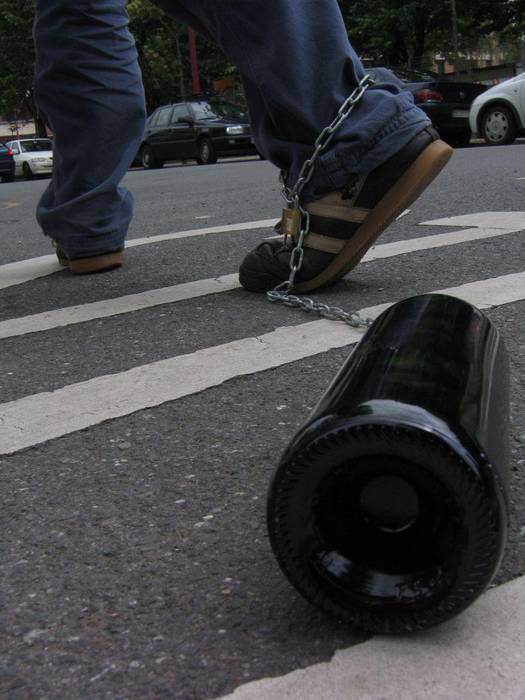 Ezinbesteko babesa, 25 urtez