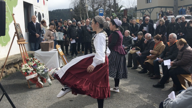 "Bukatu da Inaxioren bidaia; amaren ondora ekarri dugu azkenean"