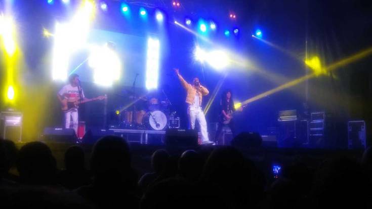 Irudietan: Remember Queen tributo taldea