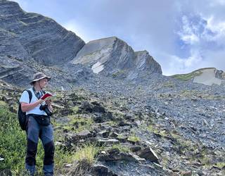 Geoparkearen bueltan ikerketa proiektu bat garatzeko beka eska daiteke jada
