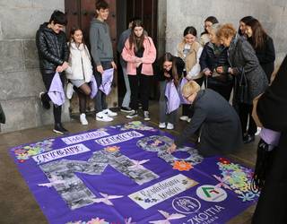 Martxoaren 8ari lotuta, bertso saioa eta dantza ikuskizuna antolatu ditu udalak