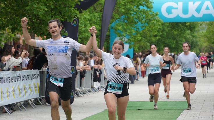 June Agirrezabalaga zarauztarra eta Anartz Artola hernaniarra garaile XXI. Pagoeta Mendi Lasterketan
