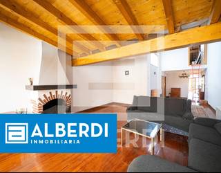 Alberdi Inmobiliaria: Kale Nagusian etxebizitza handia