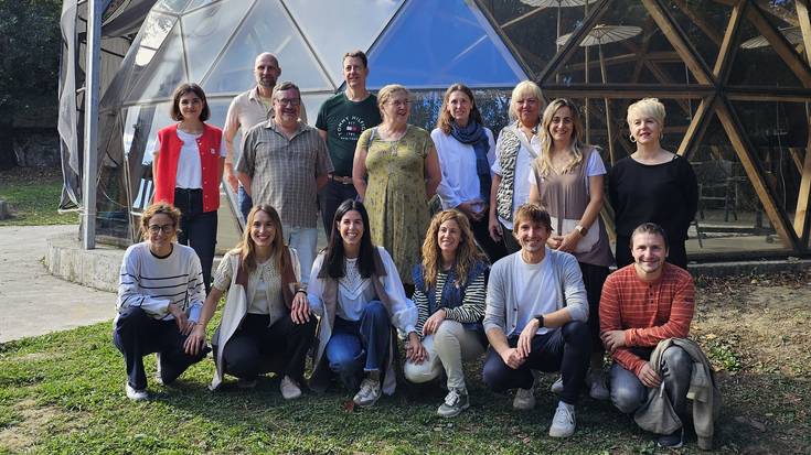 Danimarkako unibertsitate bateko irakasleen bisita izan dute Zumaienan