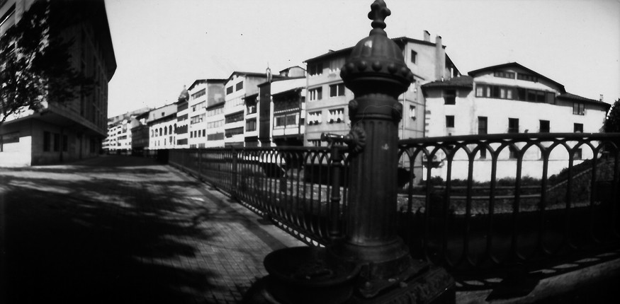 Argazki estenopeikoa. Eguneko argazkia: Azkoitia. 