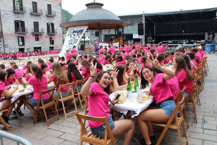 San Inazio bezpera arratsaldean ere, giro arrosa nagusi