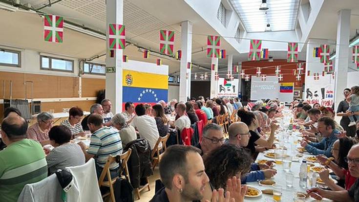 Euskal Herria-Venezuela II. Elkartasun Topaketako bazkarirako txartelak, Orkatzen salgai