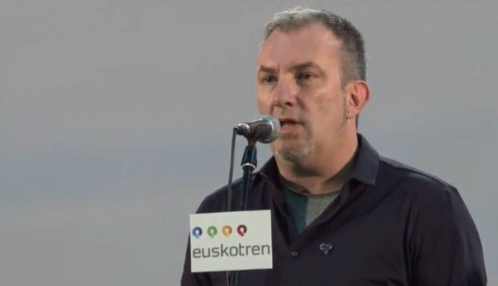 Jon Maia hirugarren sailkatu da Bertsolari Txapelketa Nagusiaren Amurrioko kanporaketan