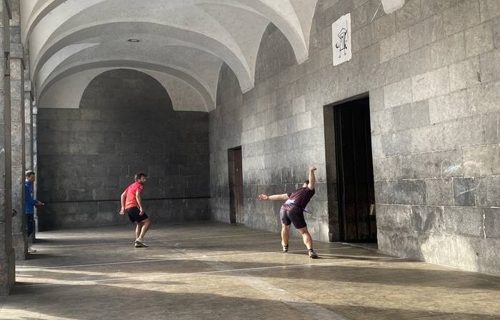 Bihar hasiko dira X. Pilotari Egunaren txapelketetako partidak, kanporaketa aurrekoekin