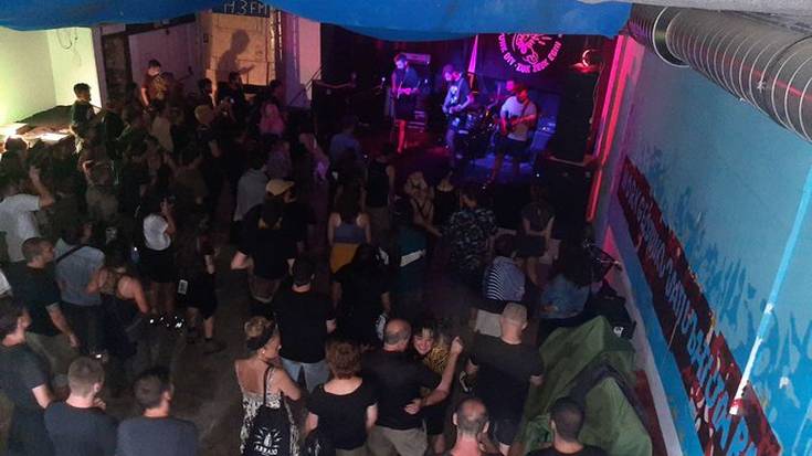 Mess eta Chuleria, Joder! taldeek kontzertuak emango dituzte igandean, Hiruputzun