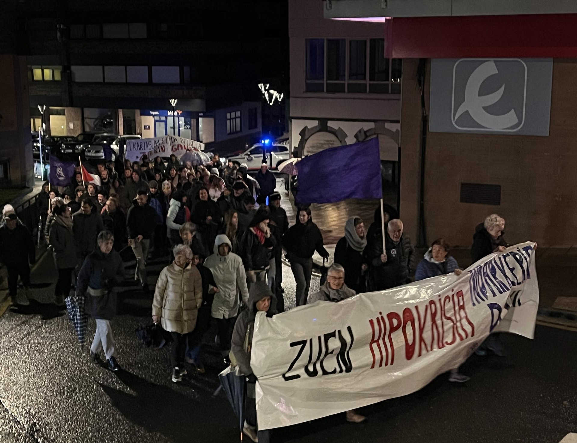 Mugimendu feministaren mobilizazioetara deitu ditu herritarrak EH Bilduk