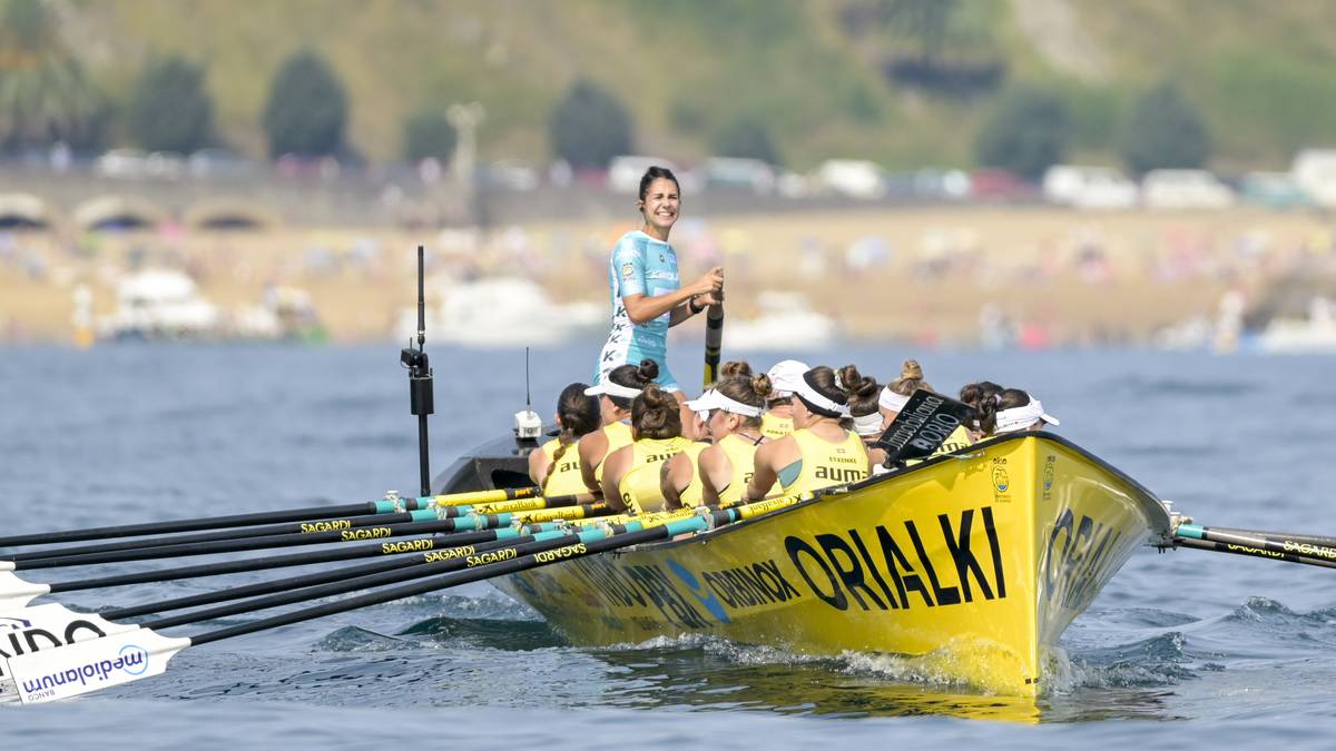 Bosgarren postua eskuratu du emakumezkoen traineruak Portugaleteko XIV. Traineru Jaitsieran
