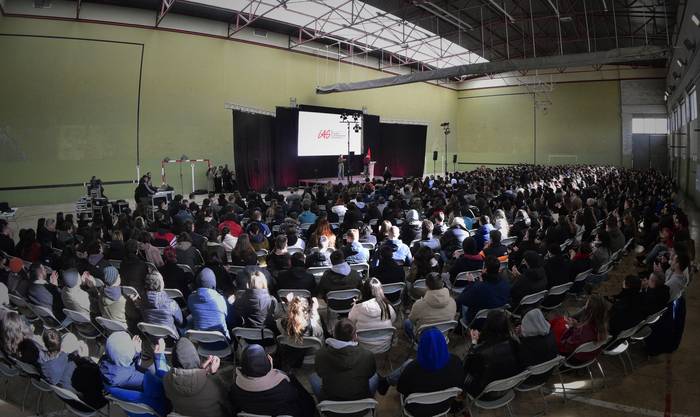 IAk Euskal Herriko Ikasle Antolakunde Sozialista gisa emango dio jarraipena 37 urteko ibilbideari