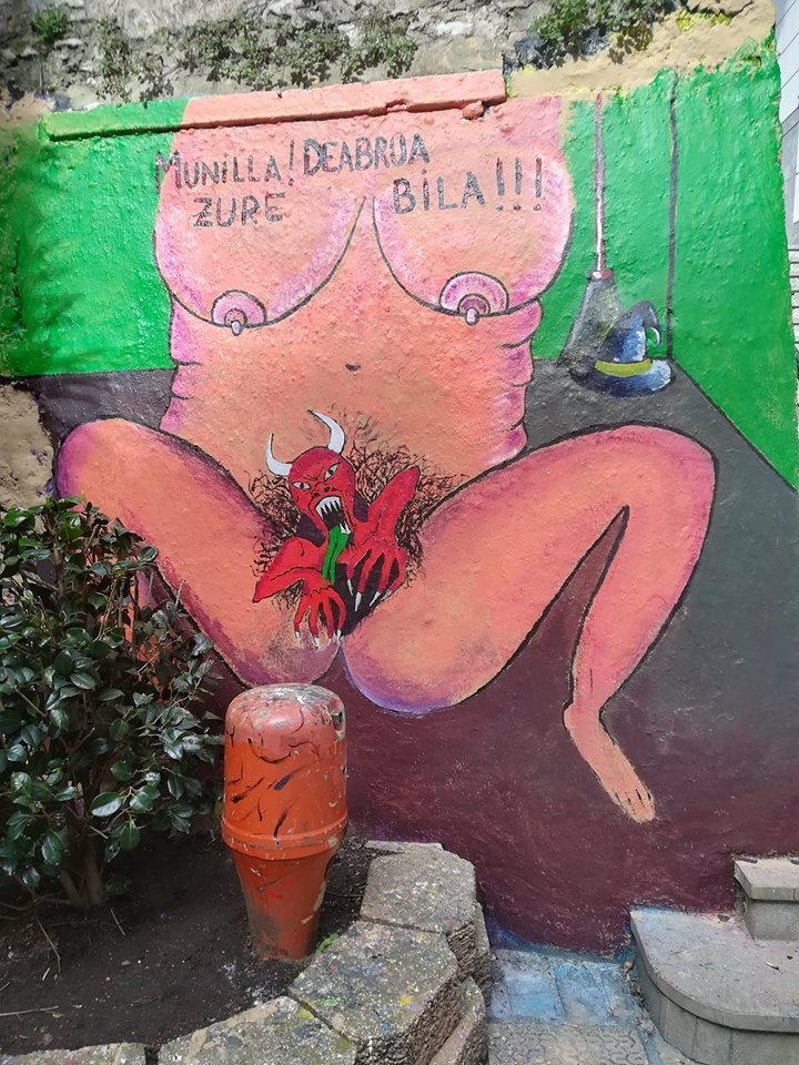 Munilla gogoan Erribera kaleko horman