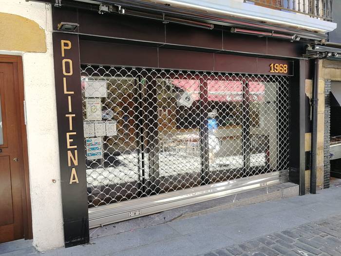 Gutuna: Gezurra ari du, Barruso jauna