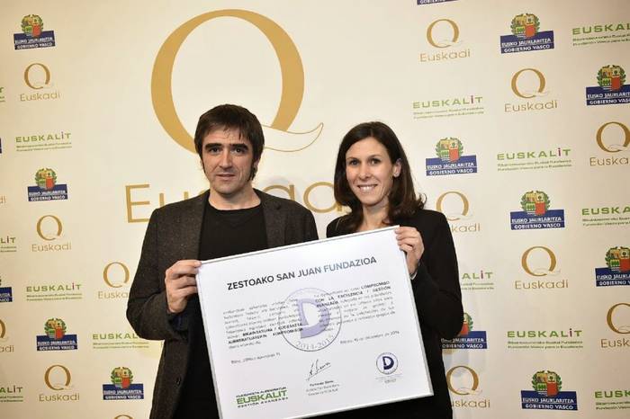 San Juan Fundazioak Kudeaketa Aurreratuaren Konpromisoa diploma lortu du