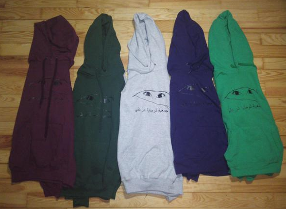 Darahli elkarteak jertseak jarriko ditu salgai