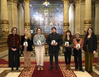 'Bizkaia maite' kantuagatik ohorezko Lauaxeta saria jaso dute Benito Lertxundik eta Jose Angel Irigaraik