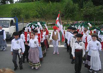 Argazki eta solasaldiekin garai zaharrak gogoratuko dituzte Gure Txeru Astean, gaurtik aurrera