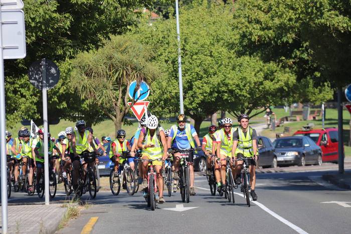 Gaur arratsalderako bizkleta martxa eta elkarretaratzea deitu ditu Sarek