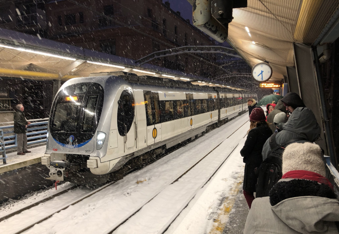 Trenik ez hartzea eskatu dute Euskotrenetik "beharrezkoa ez bada, behintzat"