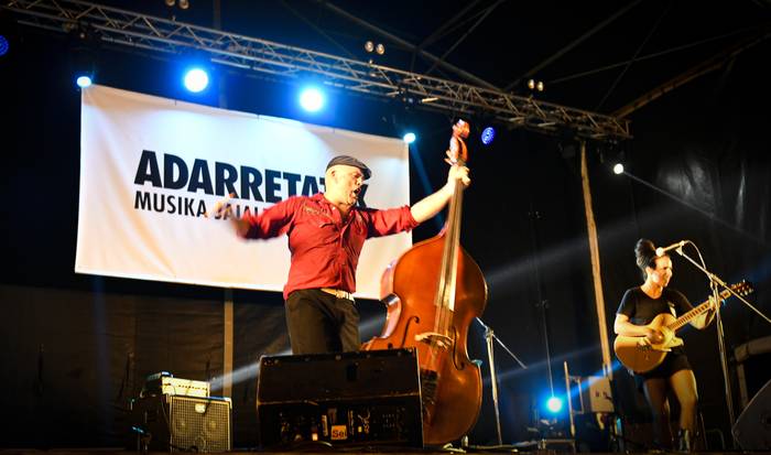 Adarretatik musika jaialdiaren egitaraua argitaratu dute
